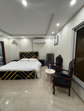 Cozy Retreat Luxury Studio Apartment
